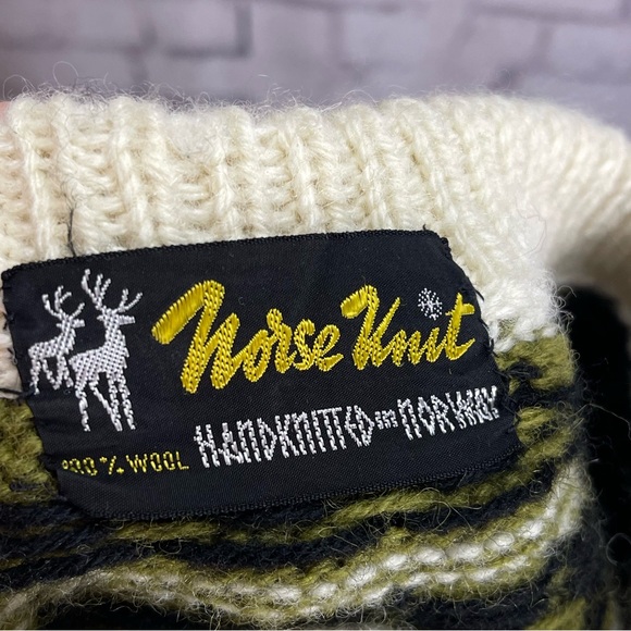 Norse Knit Vintage 100% Wool Norwegian Nordic Fair Isle Sweater Hand Knit - Picture 10 of 14